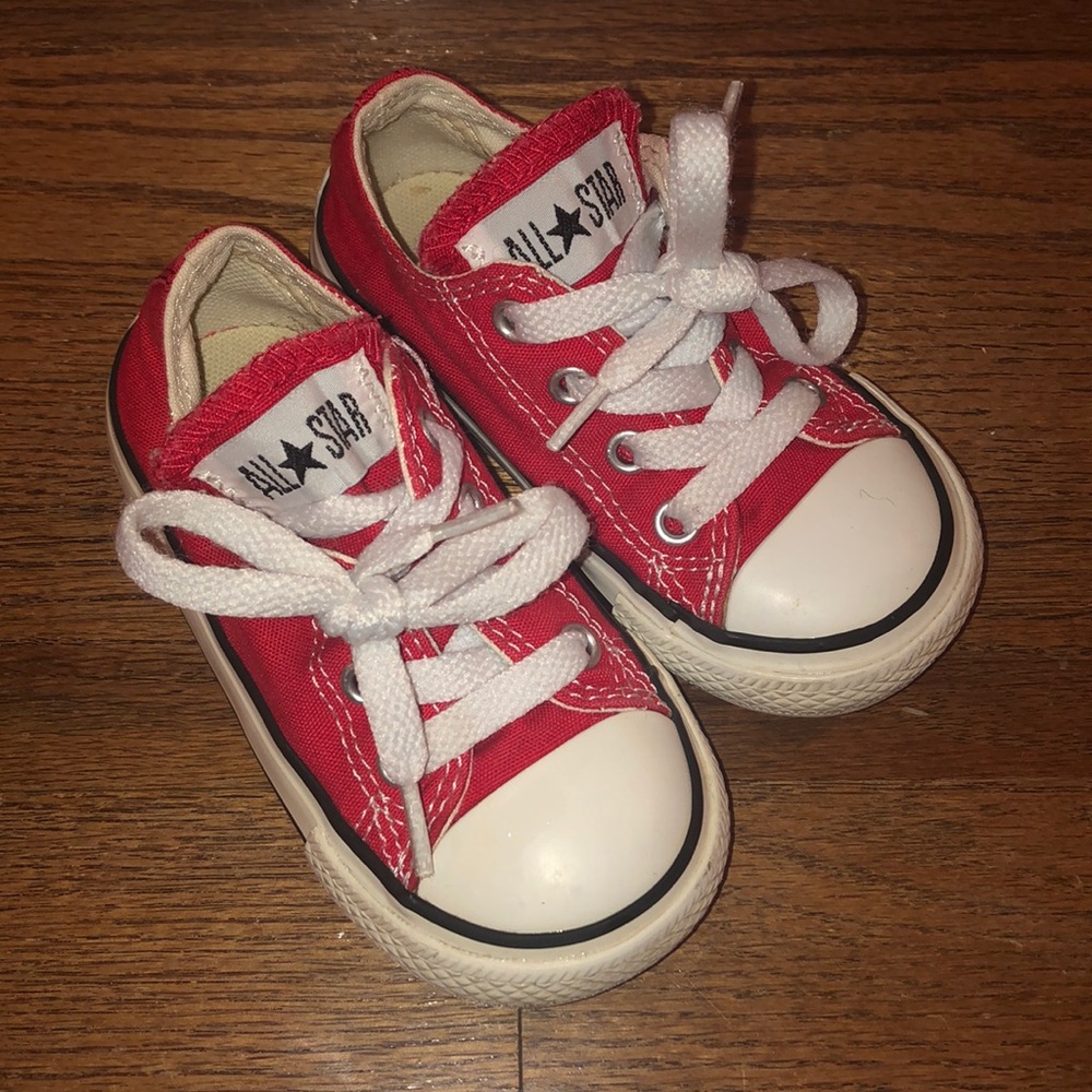 Girls or boys Converse